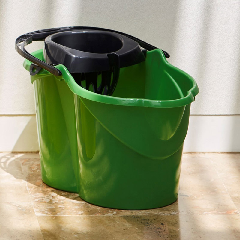 CUBO CON ESCURRIDOR OVALADO 15 L VERDE